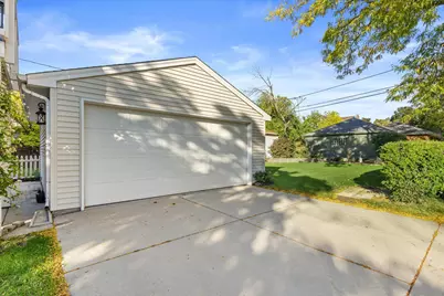 4430 W Manitoba St, Milwaukee, WI 53219 - Photo 3