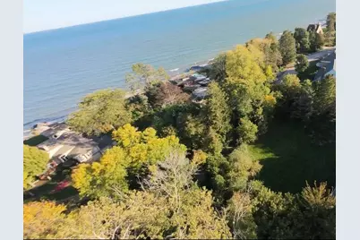 3701  North Bay Dr, Racine, WI 53402 - Photo 41