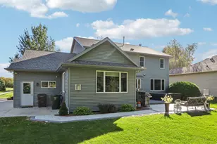 301 Pinnacle Dr, Lake Mills, WI 53551 - Photo 5