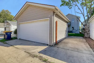 2147 S 72nd St, West Allis, WI 53219 - Photo 29