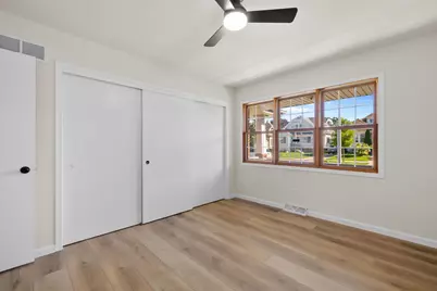 2147 S 72nd St, West Allis, WI 53219 - Photo 25