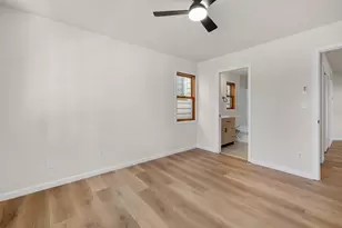 2147 S 72nd St, West Allis, WI 53219 - Photo 27