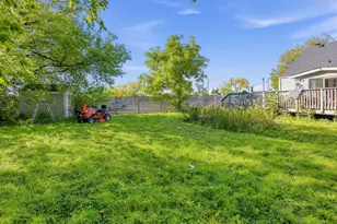 8340 W Fond du Lac Ave, Milwaukee, WI 53218 - Photo 23