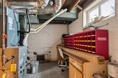 8340 W Fond Du Lac Ave, Milwaukee, WI 53218 - Photo 21