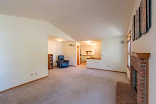 2021 Wolf Rd, Waukesha, WI 53186 - Photo 5