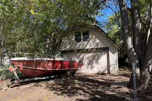 1305 Dr Martin Luther King Dr, Racine, WI 53404 - Photo 21