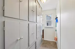 2129 E Holt Ave, Milwaukee, WI 53207 - Photo 29