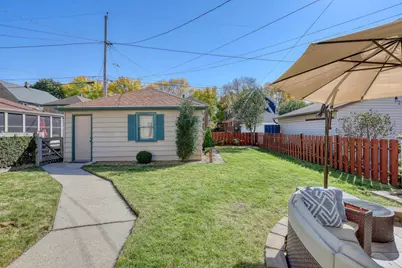 2814 N Hartung Ave, Milwaukee, WI 53210 - Photo 33