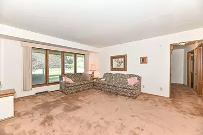 7684 S Logan Ave, Oak Creek, WI 53154 - Photo 11