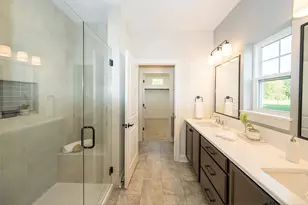 1342W Falcon Dr, Mequon, WI 53097 - Photo 21