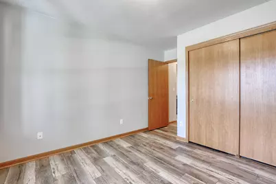 419  Majeskie Dr, Pewaukee, WI 53072 - Photo 17