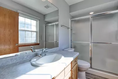 419  Majeskie Dr, Pewaukee, WI 53072 - Photo 15