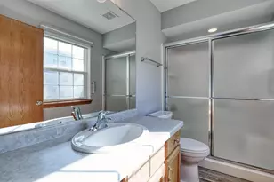 419 Majeskie Dr, Pewaukee, WI 53072 - Photo 15