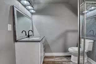 419 Majeskie Dr, Pewaukee, WI 53072 - Photo 25