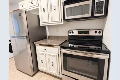 7011 N Green Bay Ave #A, Glendale, WI 53209 - Photo 5
