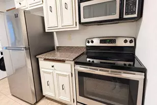7011 N Green Bay Ave, Glendale, WI 53209 - Photo 5