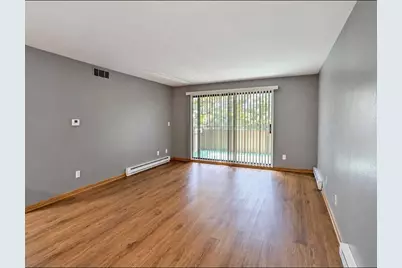 7011 N Green Bay Ave #A, Glendale, WI 53209 - Photo 9