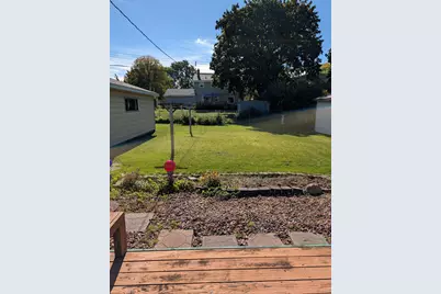 7925 W Denver Ave, Milwaukee, WI 53223 - Photo 25