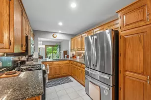 1929 Springbrook -, Waukesha, WI 53186 - Photo 19