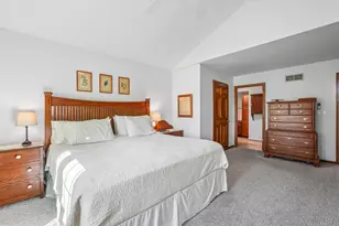 1929 Springbrook -, Waukesha, WI 53186 - Photo 25