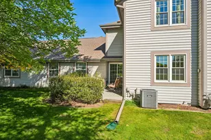 1929 Springbrook -, Waukesha, WI 53186 - Photo 35