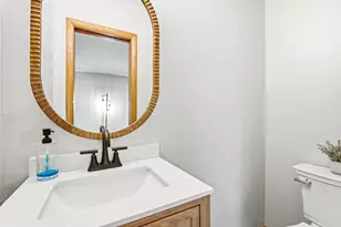 W173N7422 Joanne Dr, Menomonee Falls, WI 53051 - Photo 21