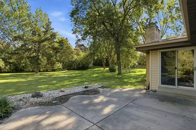 W173N7422  Joanne Dr, Menomonee Falls, WI 53051 - Photo 43