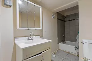 2478 S 5th Pl, Milwaukee, WI 53207 - Photo 11