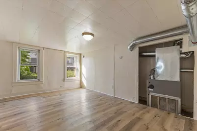 2478 S 5th Pl, Milwaukee, WI 53207 - Photo 3