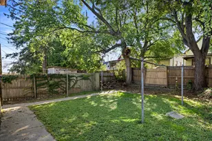 2479 S 5th St, Milwaukee, WI 53207 - Photo 5