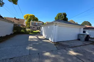 3760 N 85th St, Milwaukee, WI 53222 - Photo 3