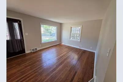 3760 N 85th St, Milwaukee, WI 53222 - Photo 7