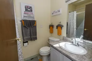 9222 N 70th St, Milwaukee, WI 53223 - Photo 27