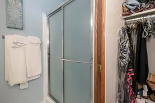 9222 N 70th St, Milwaukee, WI 53223 - Photo 23