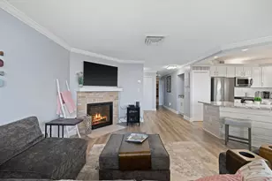 101 Broad St, Lake Geneva, WI 53147 - Photo 7