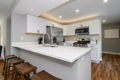 1428  Fiesta Ln, Mequon, WI 53092 - Photo 9