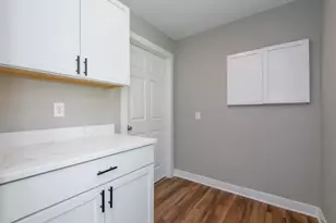 1428 Fiesta Ln, Mequon, WI 53092 - Photo 13
