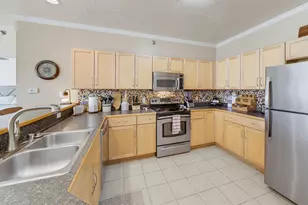 1220 E Locust St, Milwaukee, WI 53212 - Photo 7