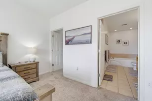 1220 E Locust St, Milwaukee, WI 53212 - Photo 13