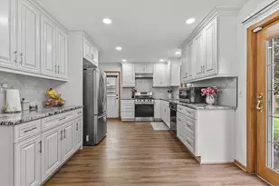 3950 W Minnesota Ave, Franklin, WI 53132 - Photo 9