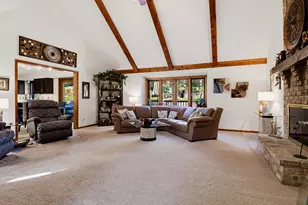 S60W24120 Red Wing Dr, Waukesha, WI 53189 - Photo 9