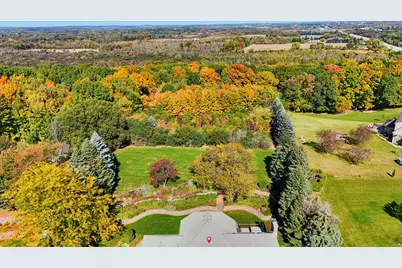 S60W24120  Red Wing Dr, Waukesha, WI 53189 - Photo 33