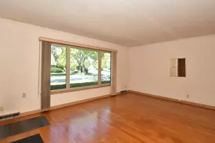 2710 S 72nd St, West Allis, WI 53219 - Photo 3