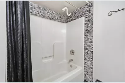 W249N5821  Swan Ct, Sussex, WI 53089 - Photo 23