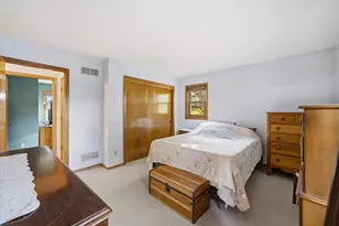 W249N5821 Swan Ct, Sussex, WI 53089 - Photo 15