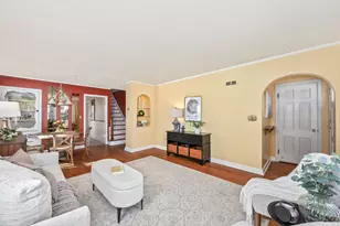 2361 N 82nd St, Wauwatosa, WI 53213 - Photo 5
