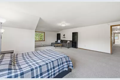 409  Parkway Dr, South Milwaukee, WI 53172 - Photo 15