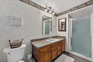 4004 Greenwood Ct, Sheboygan, WI 53081 - Photo 17