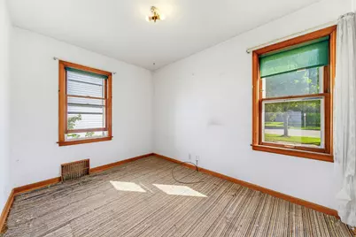 8400 W Auer Ave, Milwaukee, WI 53222 - Photo 7