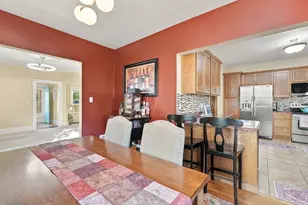 1632 N Main St, Racine, WI 53402 - Photo 11